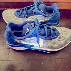 Nike Air Zoom GT cut 2 size 11.5